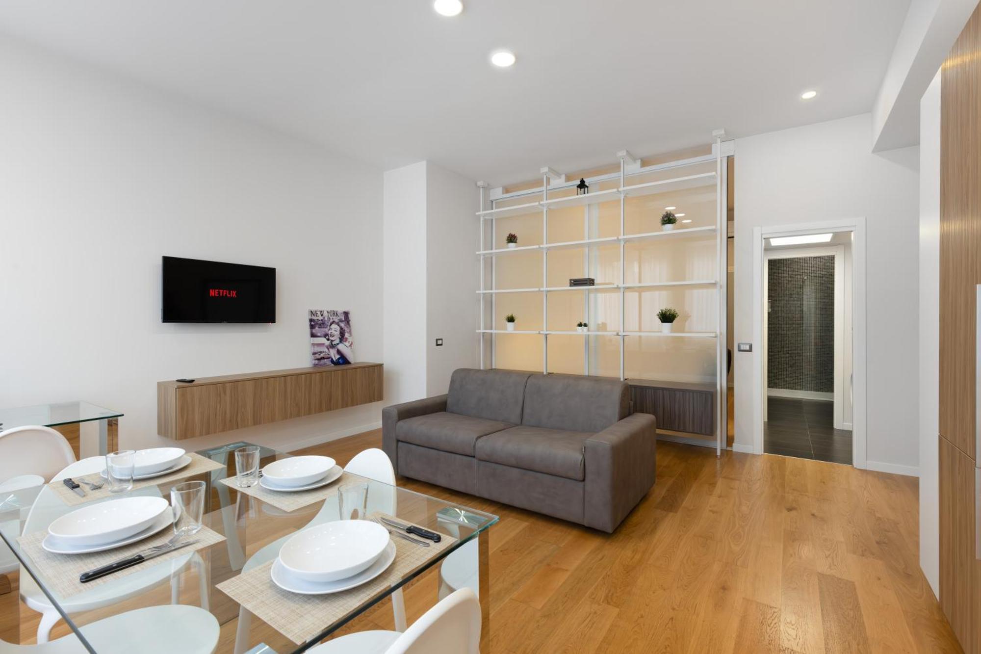Navigli - Uni Bocconi Elegant Suite, Wi-fi, Tram * Milaan