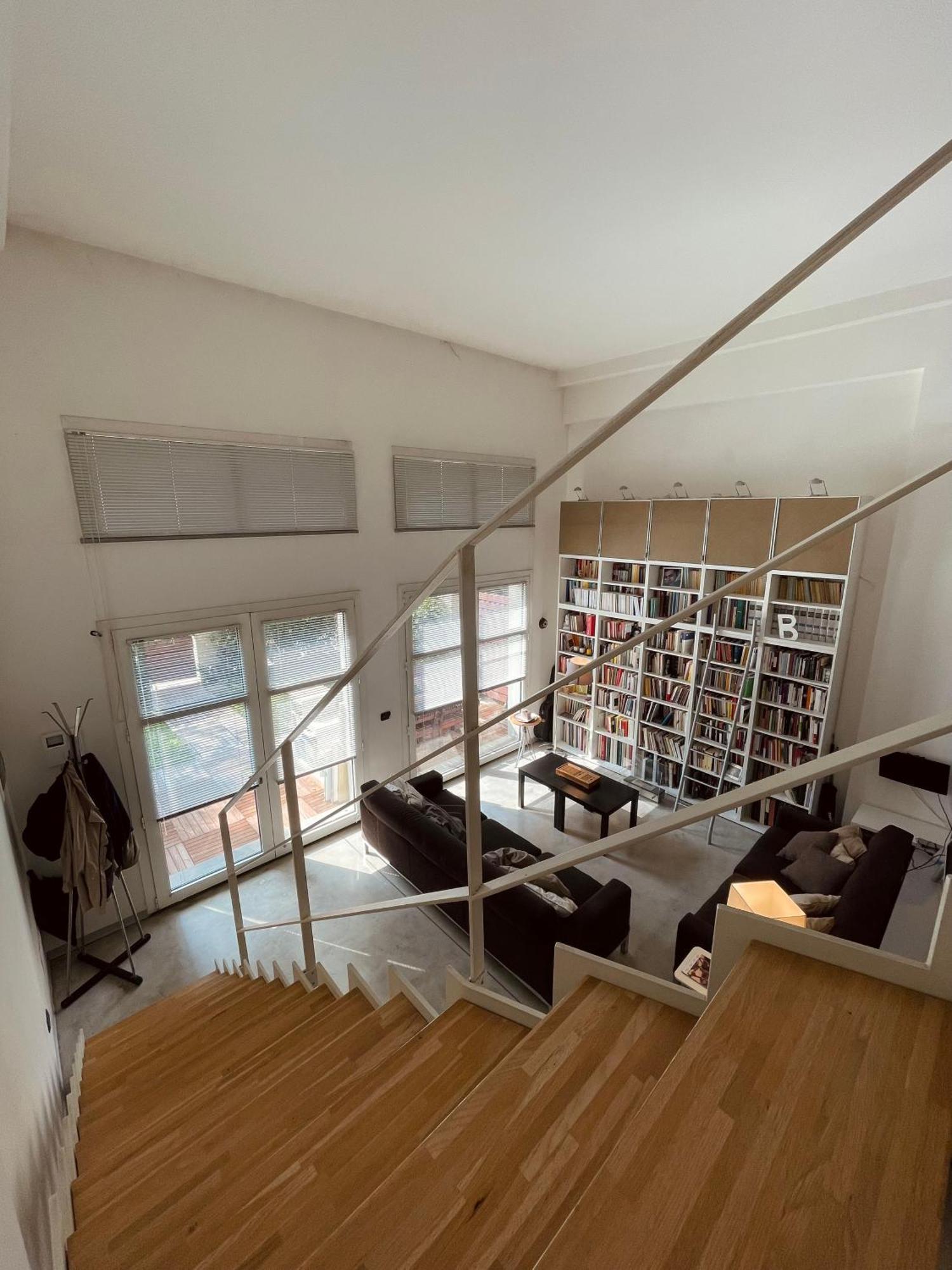 Ampio Loft Su Due Livelli Con Giardino Milano