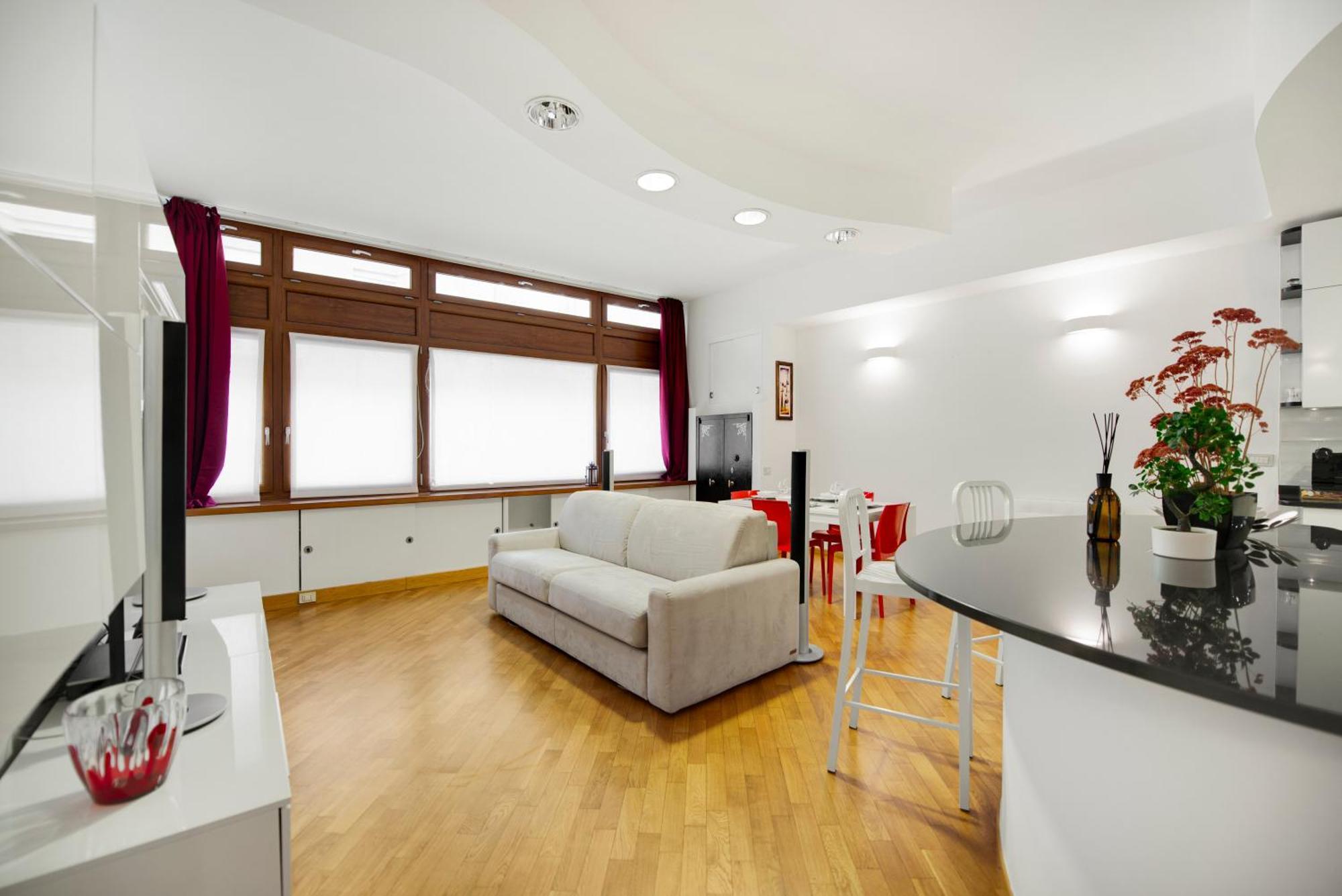 Garage Privato Gratuito - 600 Metri Duomo Milaan