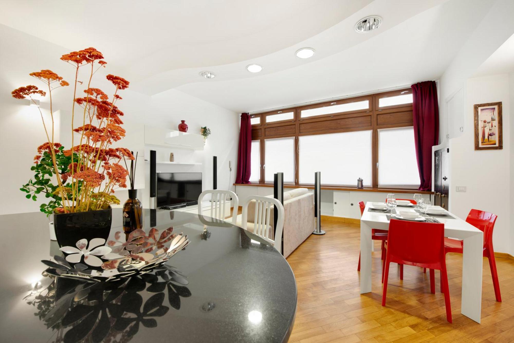 Garage Privato Gratuito - 600 Metri Duomo Appartement *