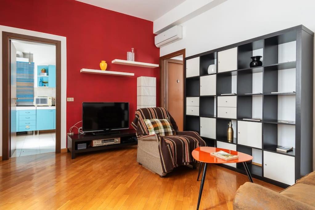 Bilocale In Porta Romana Apartment
