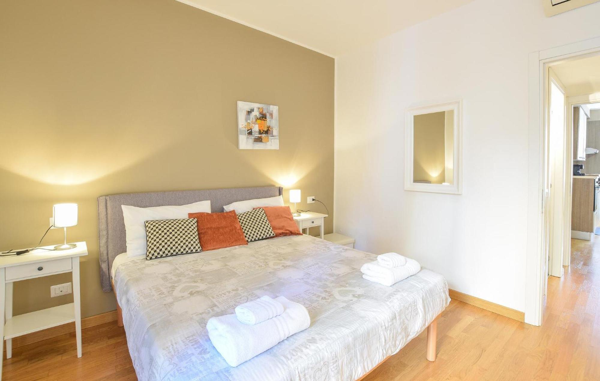 Stunning In With Kitchen Appartement