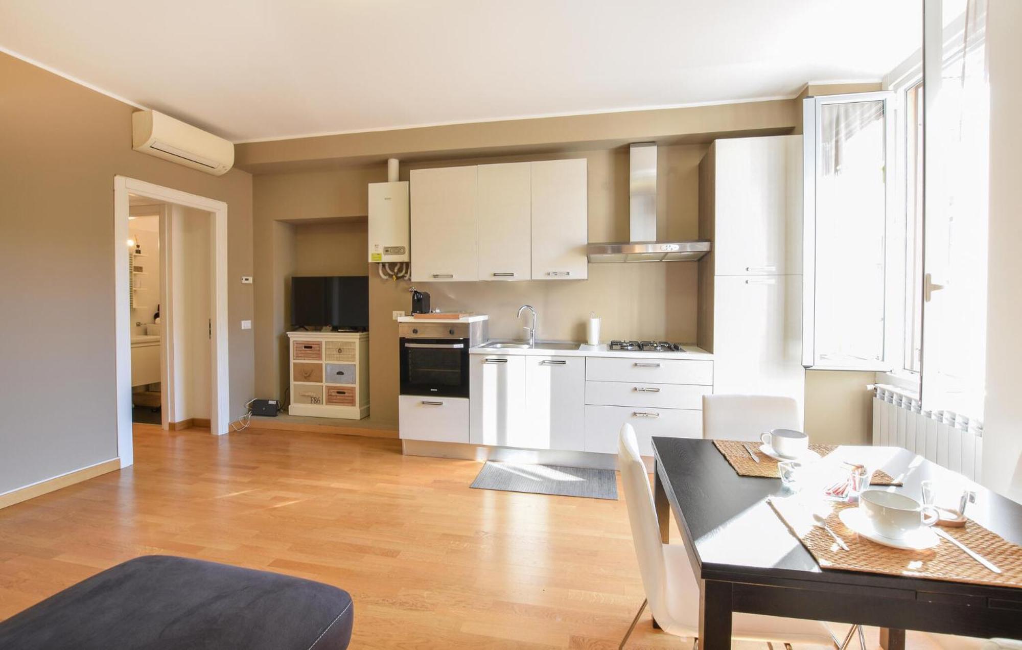 Stunning In With Kitchen *