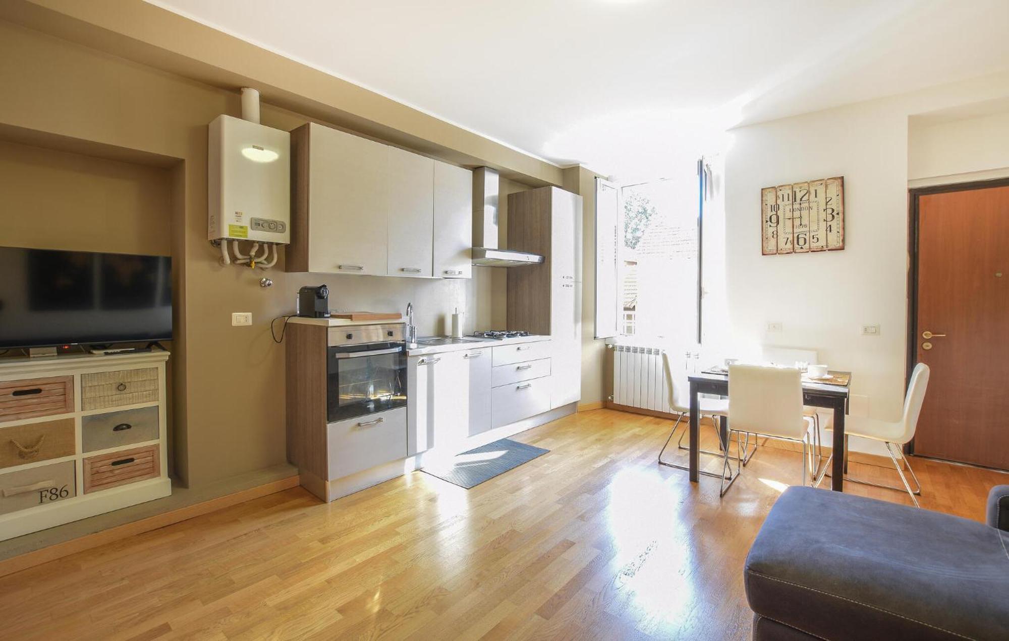 Stunning In With Kitchen