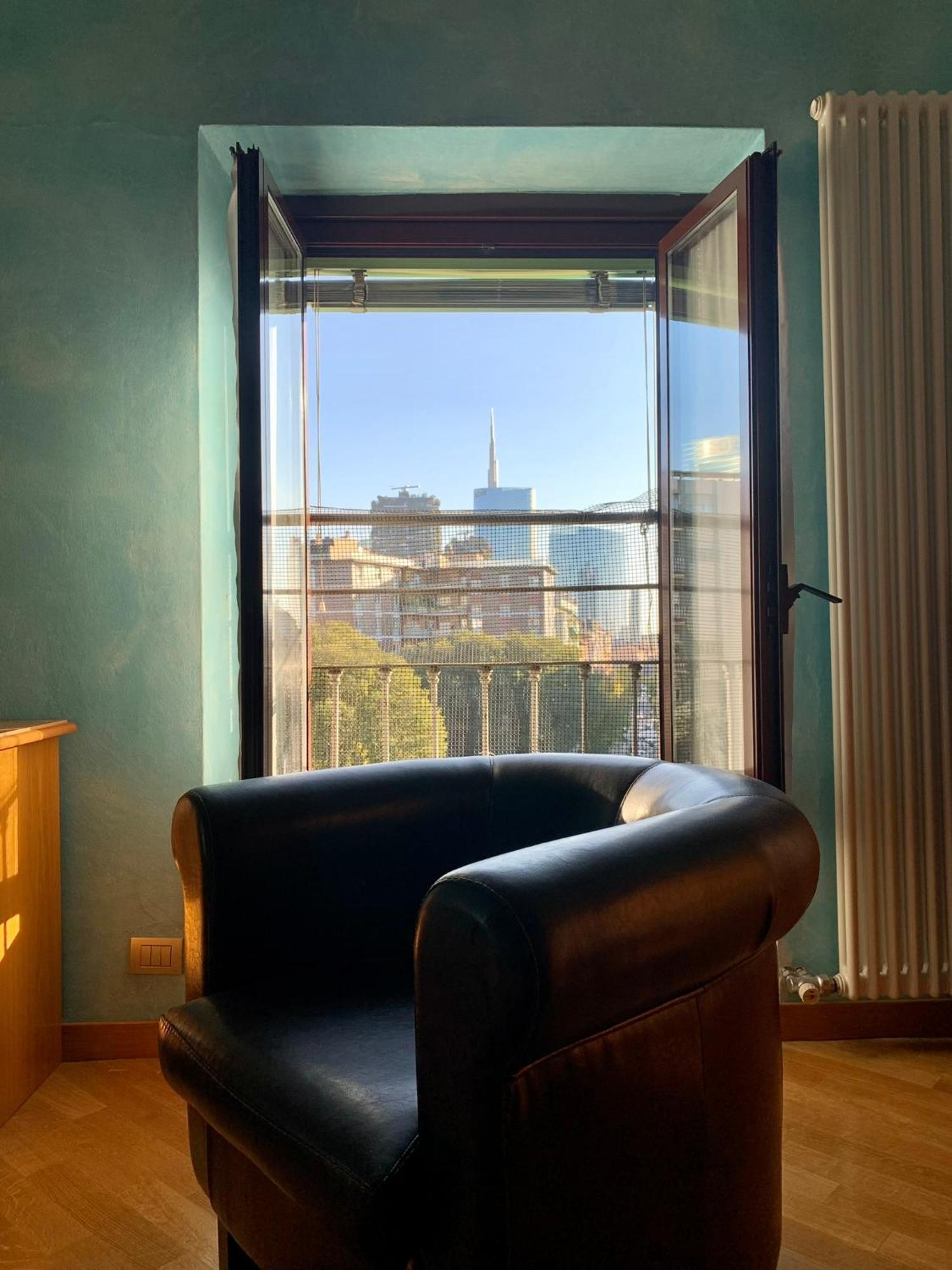 Apartment Timeless View In - Isola District *