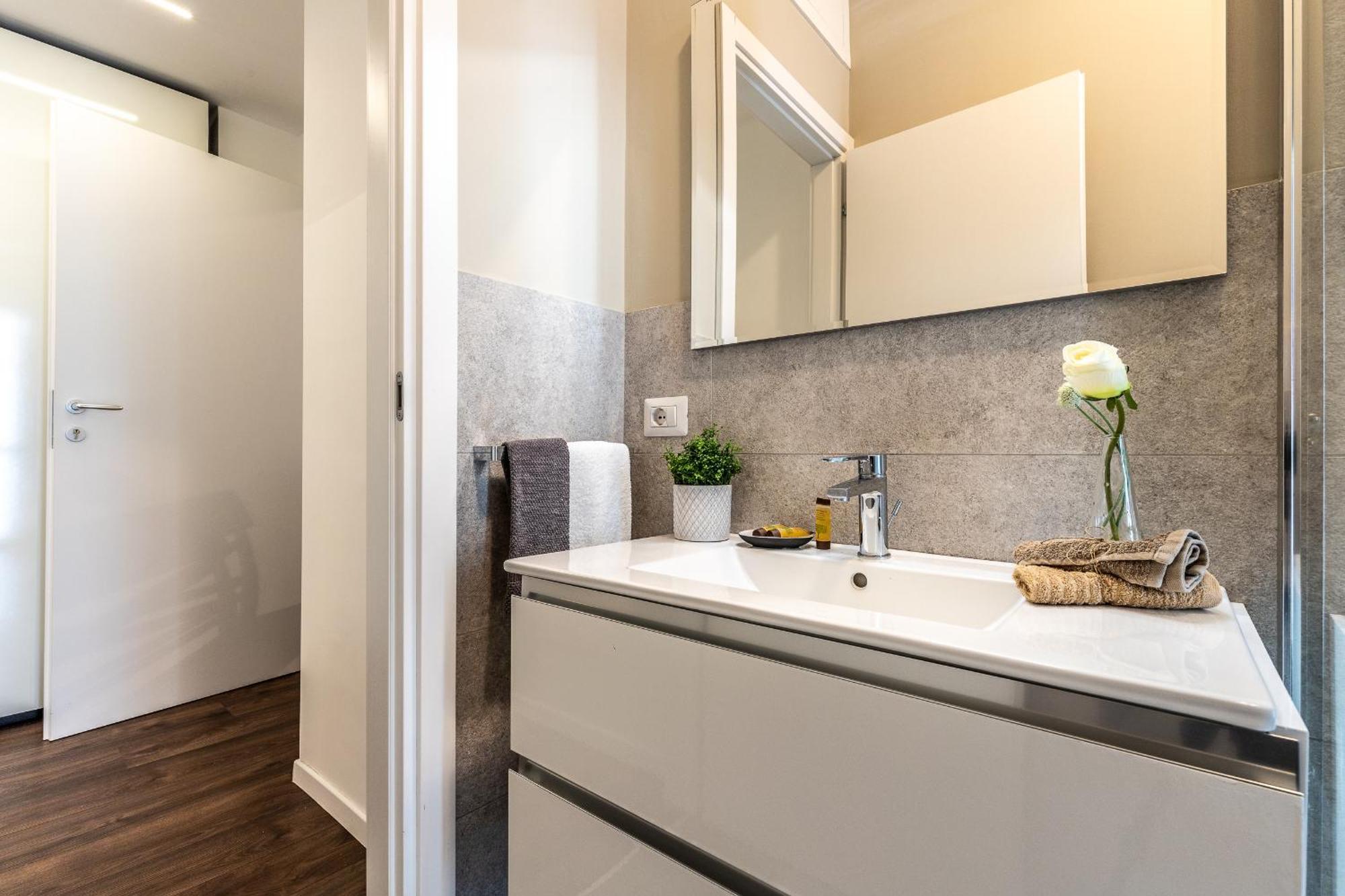 Stayeasy Cavalcanti - 3 Bedrooms, 2 Baths - Station Apartment Mailand