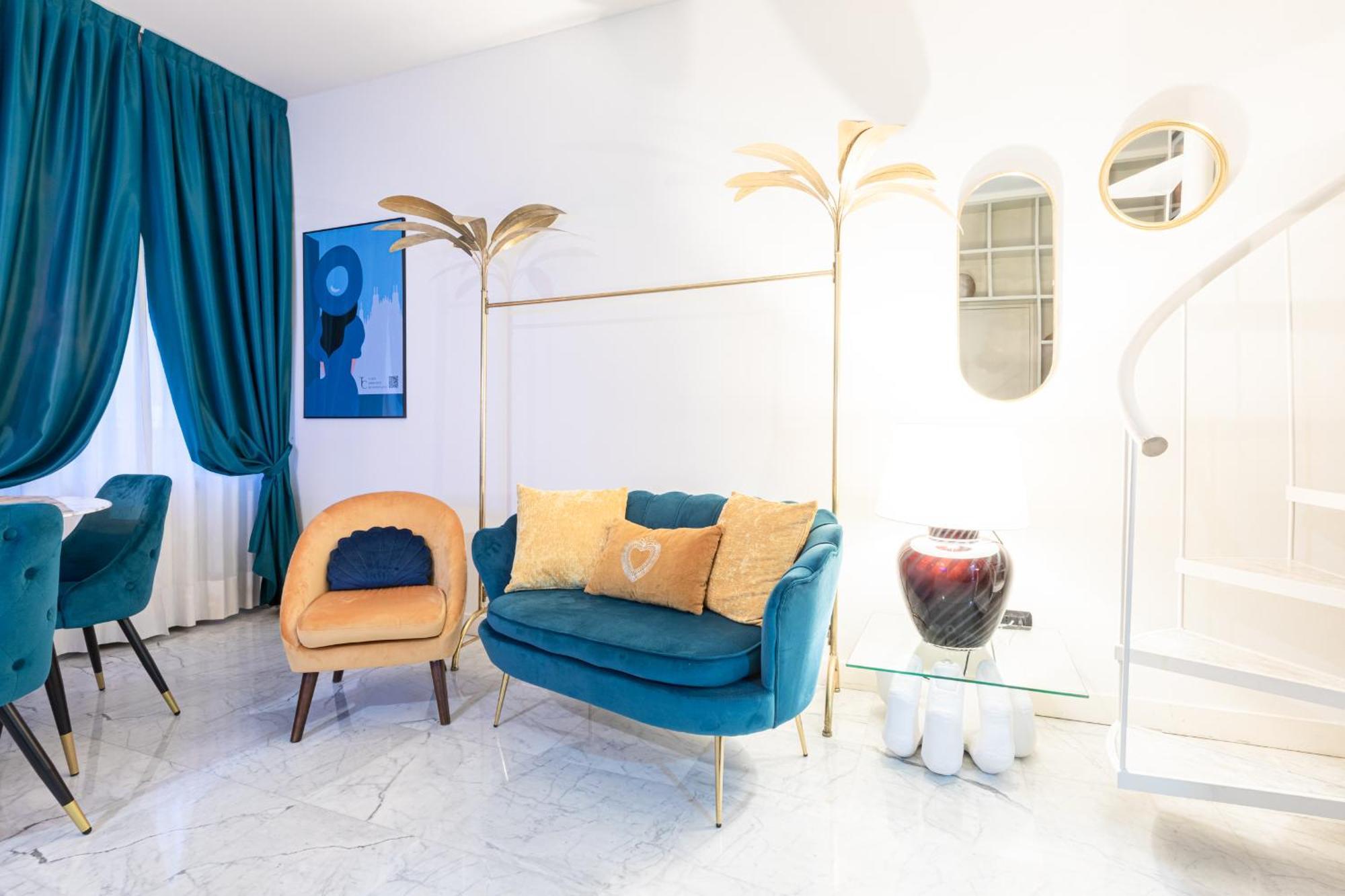 Monte Napoleone Split-level Terrace - Collection * Milano