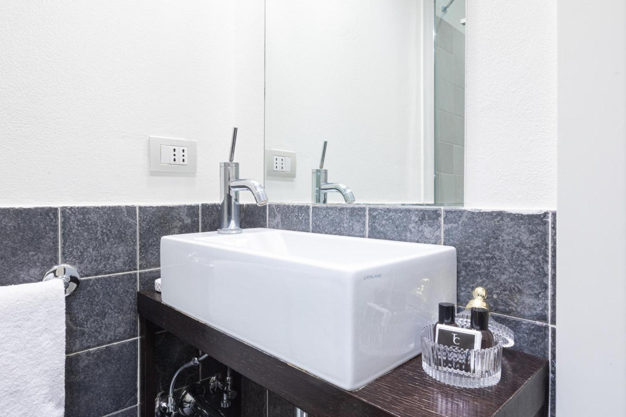Leilighet Bicocca Terrace Two Bedroom -top Collection Milano