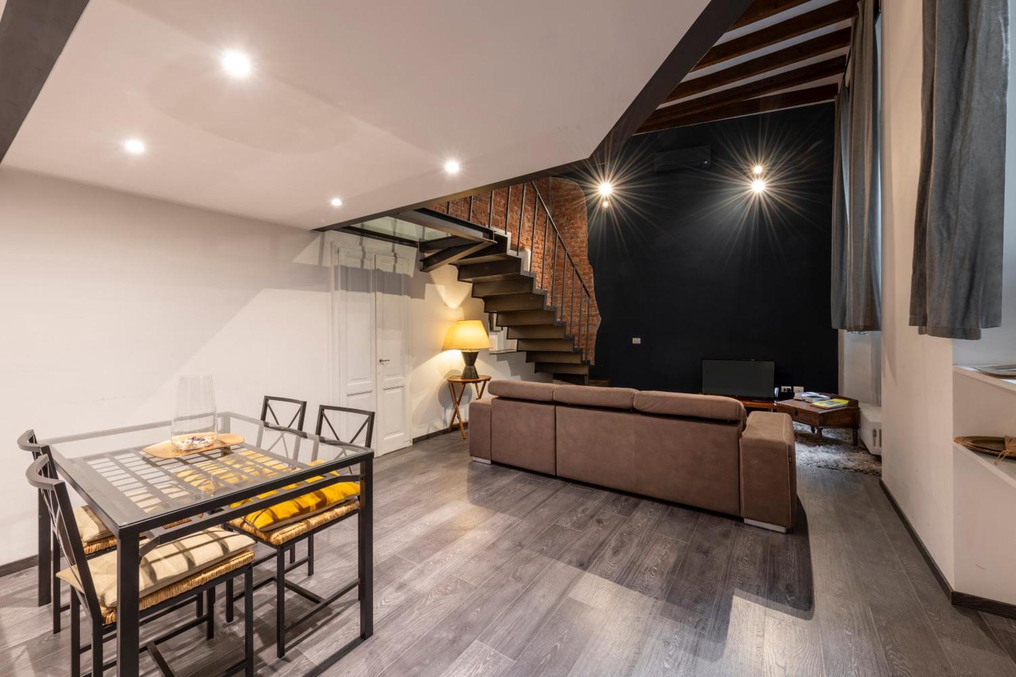 Apartment Charming Loft In Isola Milan