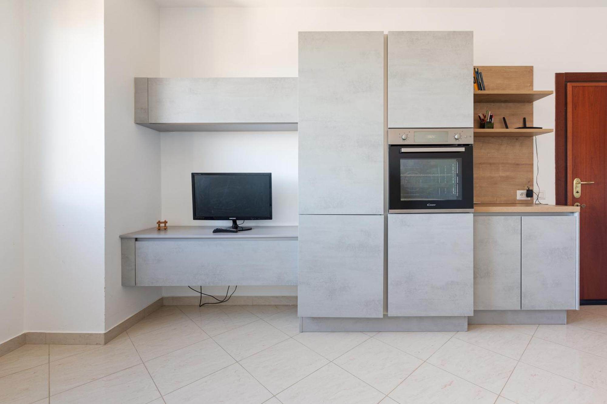 Elegant In Restocco Area * Milano