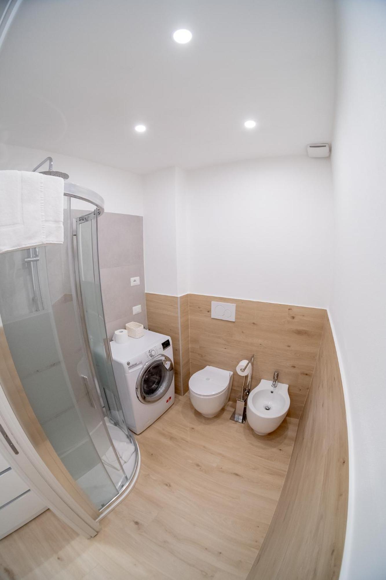 Appartement Gohost - Moderno In Stazione Milaan