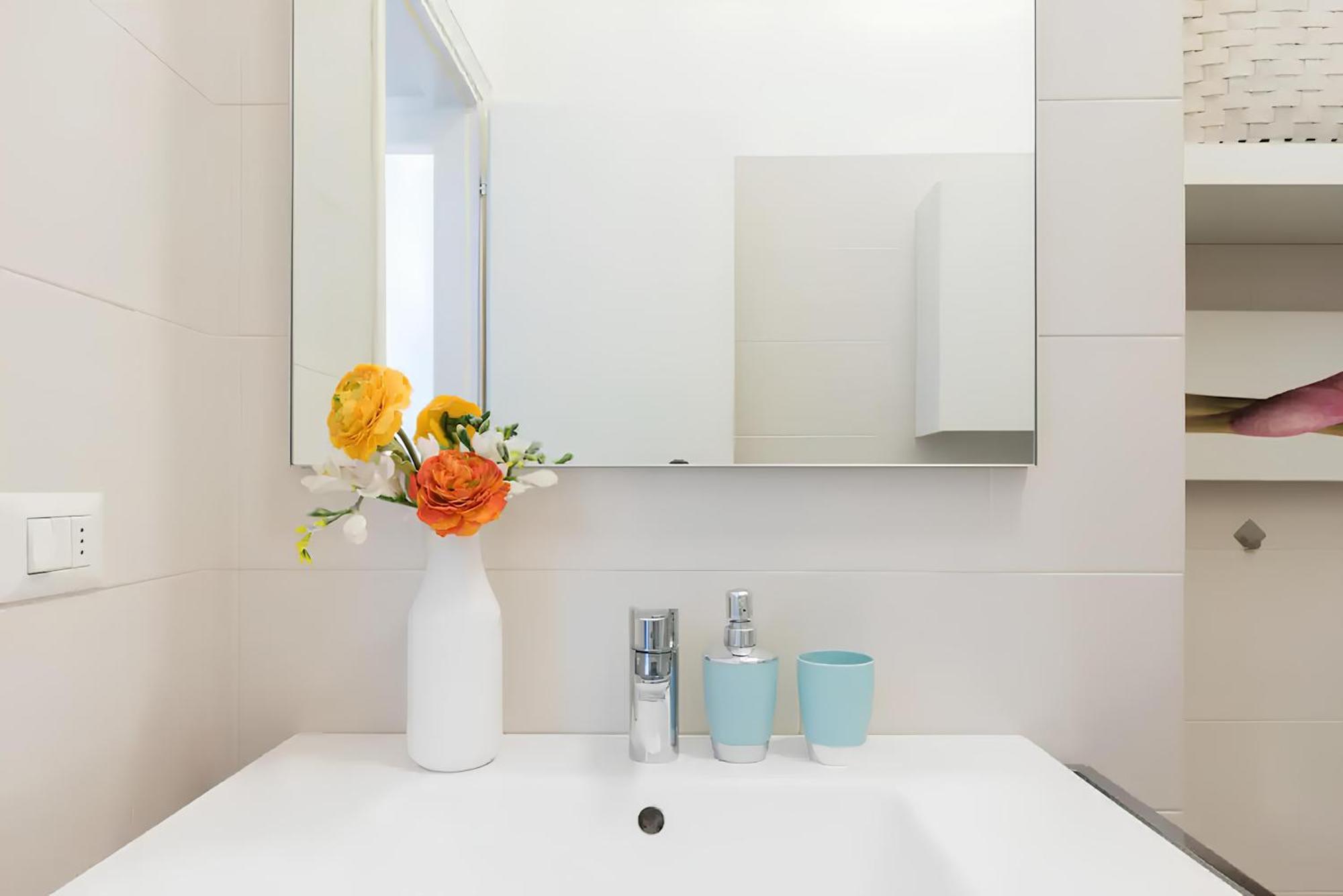 Apartment Charming Milanese Aparment
