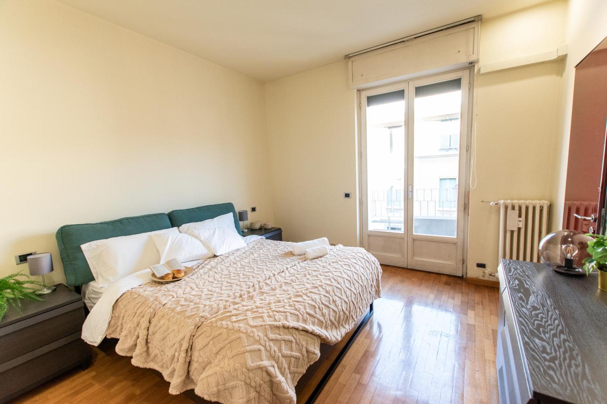 Ihost - Niccolini 21 Milan