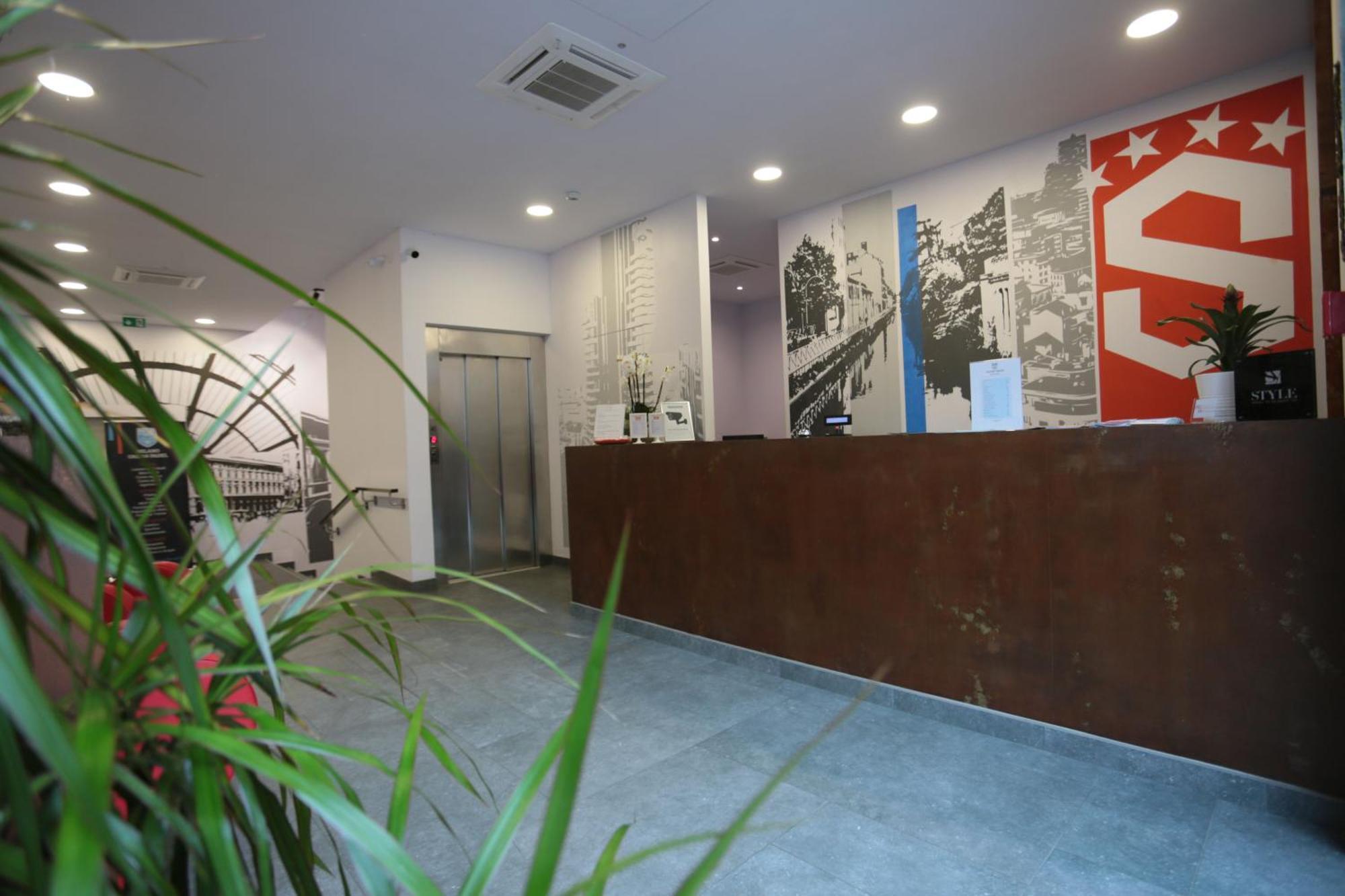 & Urban Padel Aparthotel