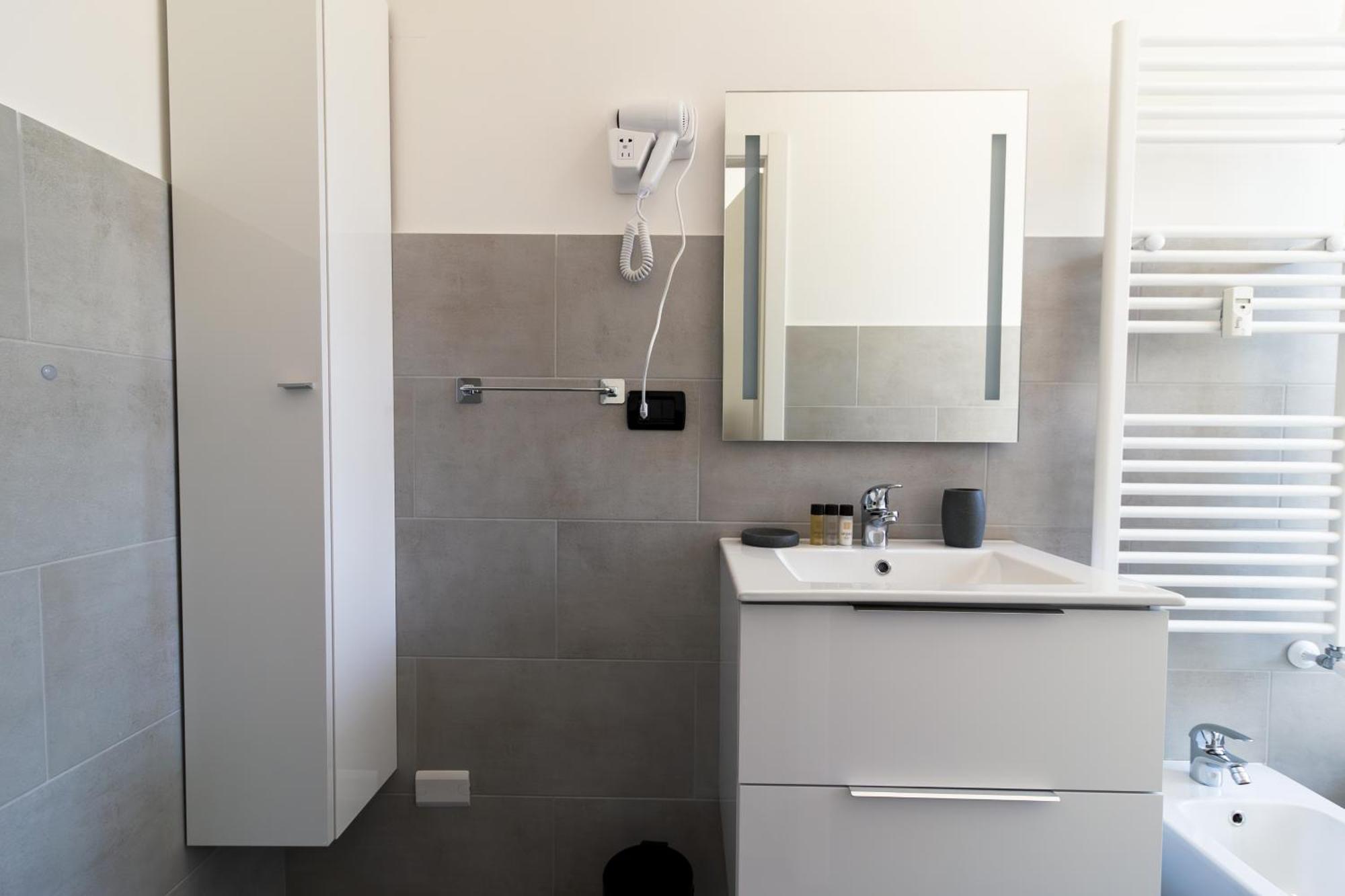 Abbiategrasso - Bocconi - 2 Da Letto Lejlighed Milano