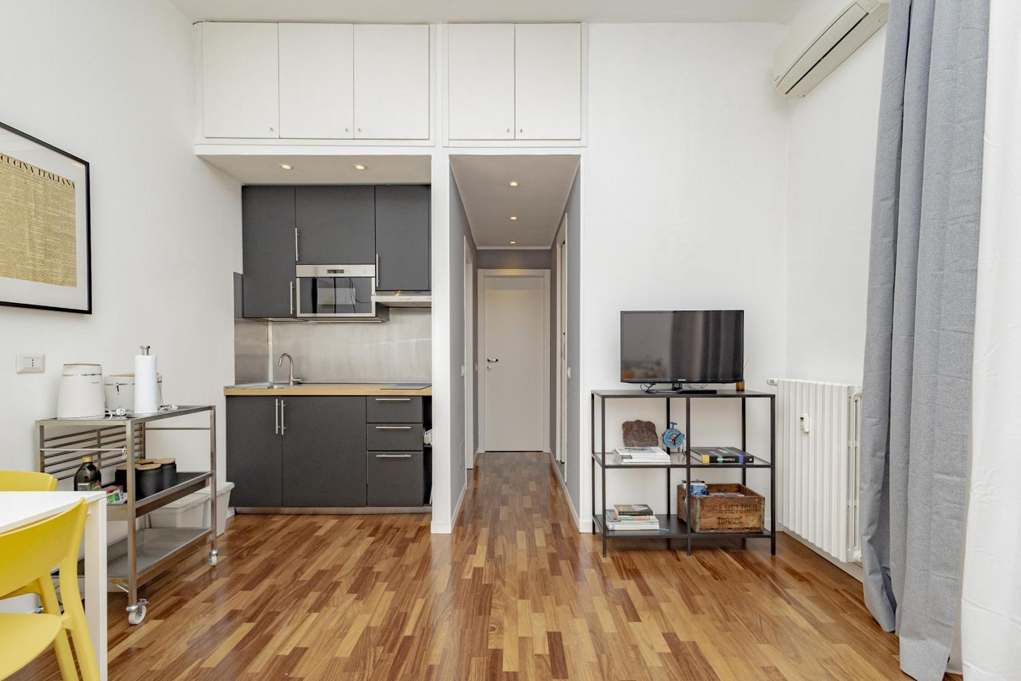 Xenia - Cozy Luminous Flat Near Navigli
