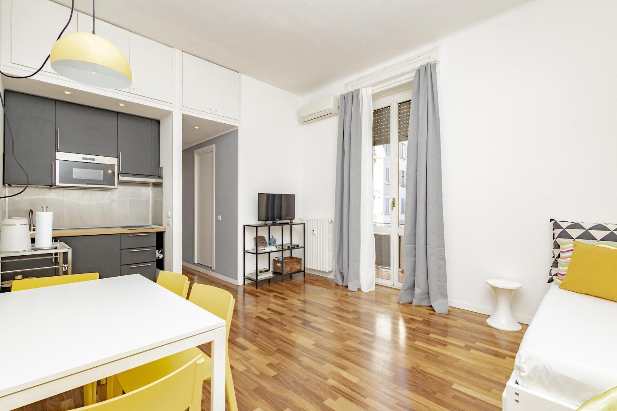 Appartamento Xenia - Cozy Luminous Flat Near Navigli *