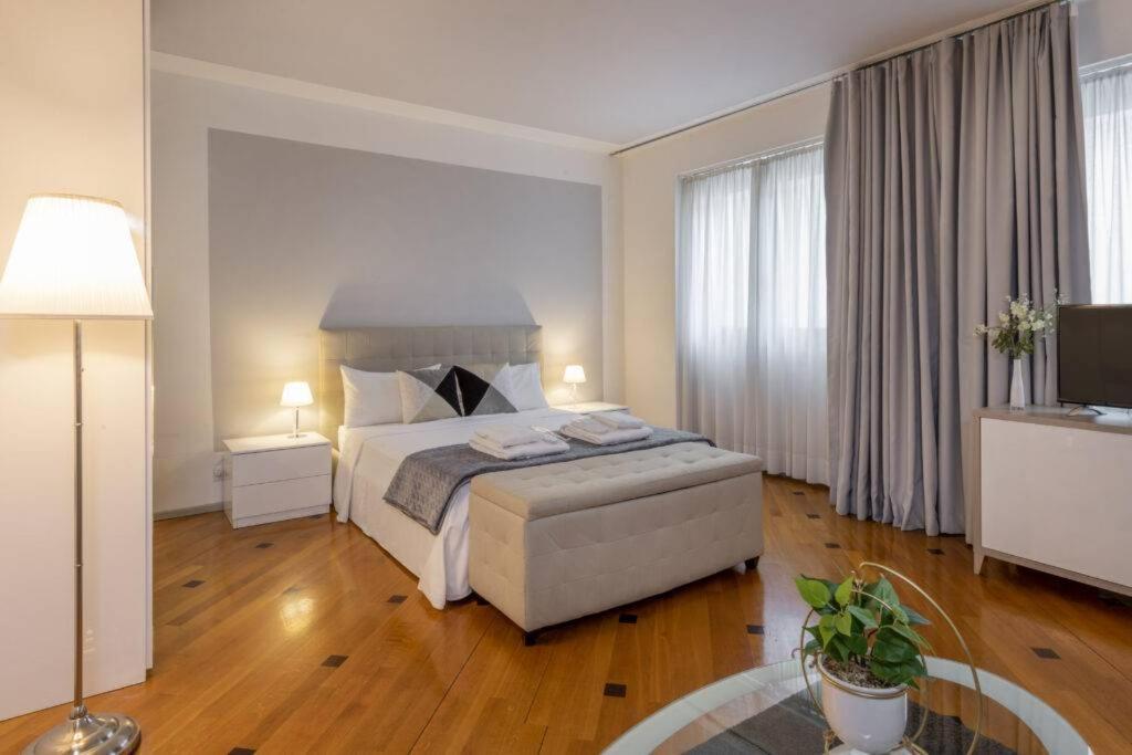 Royal - Centro Duomo Appartement Milaan