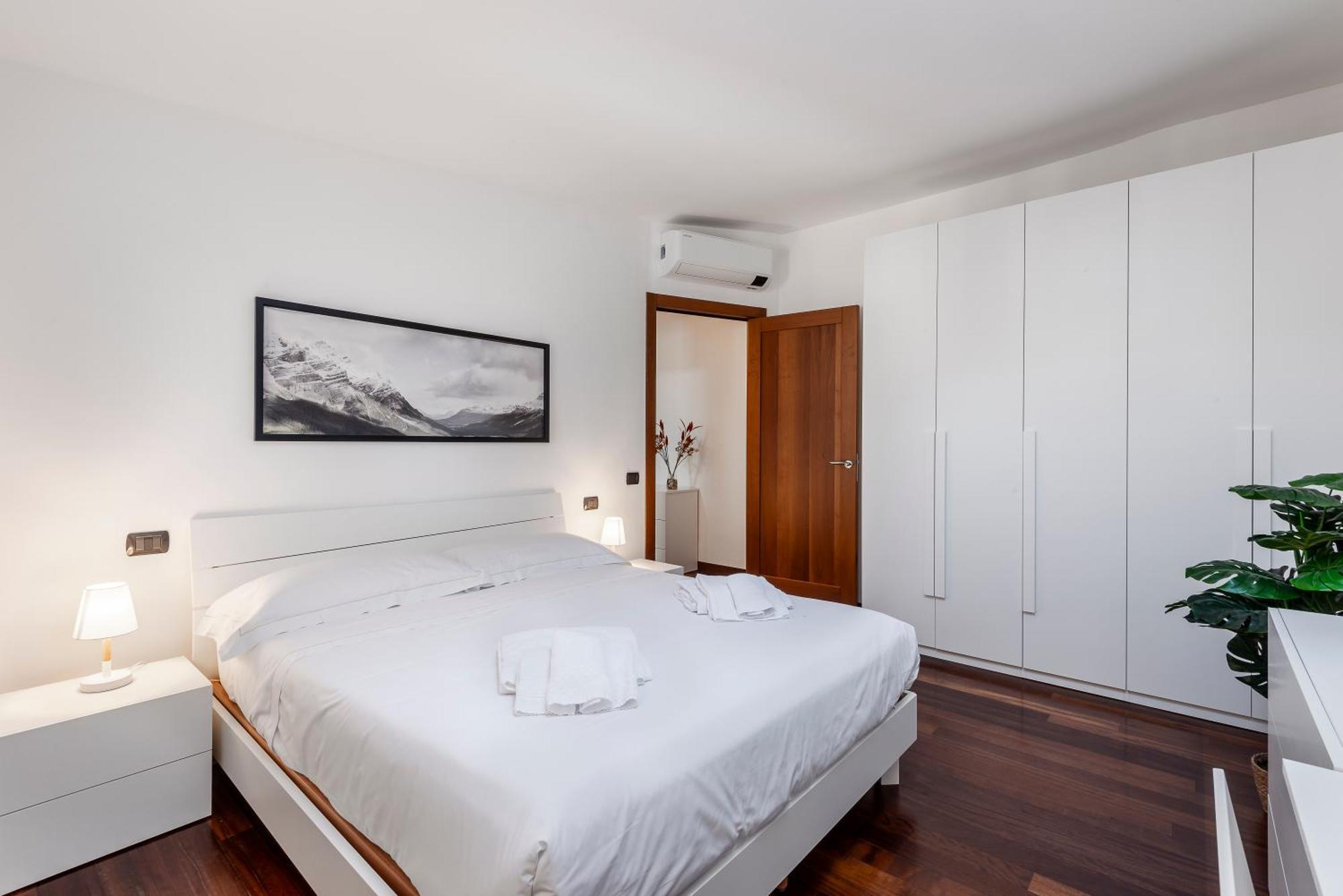 Stayeasy Sesia5 - 4 Bedrooms Penthouse, 2 Baths Apartment *