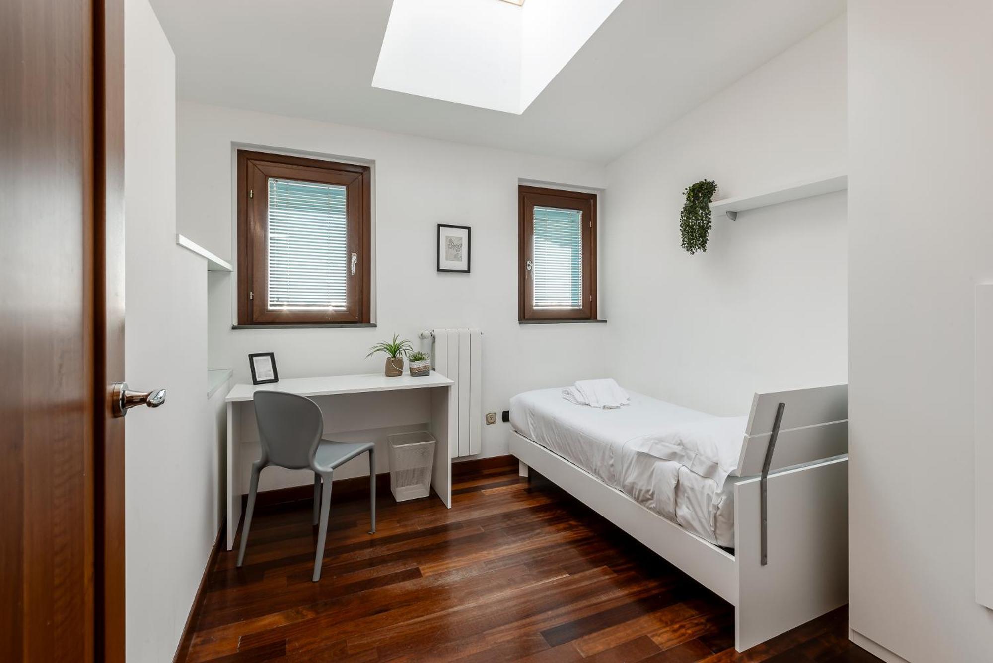 Lejlighed Stayeasy Sesia5 - 4 Bedrooms Penthouse, 2 Baths