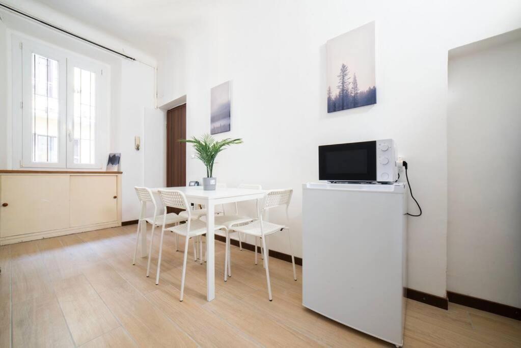 Apartment 4 Stops From The Center Mailand