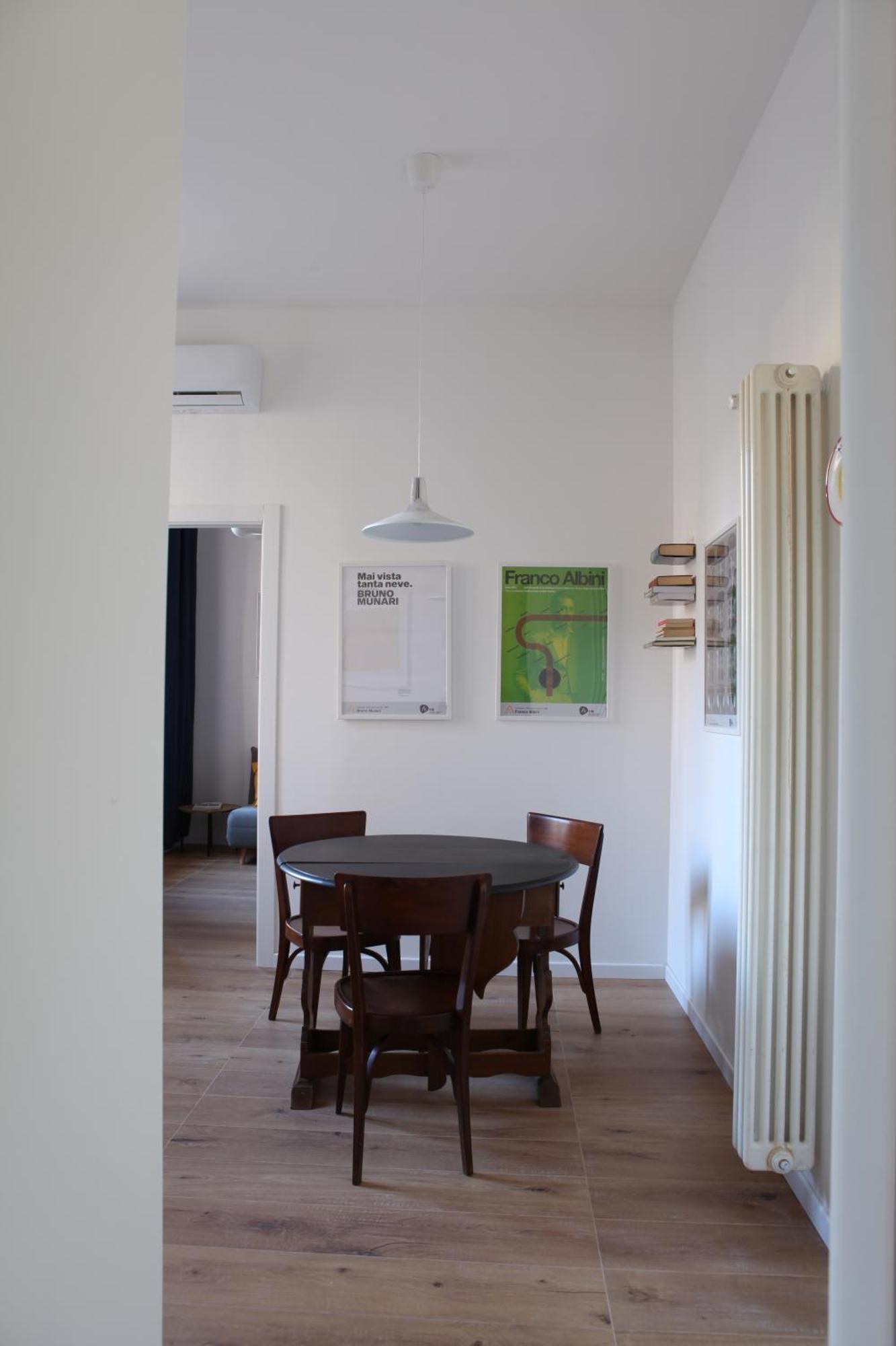 Modern Close To Metro Milano