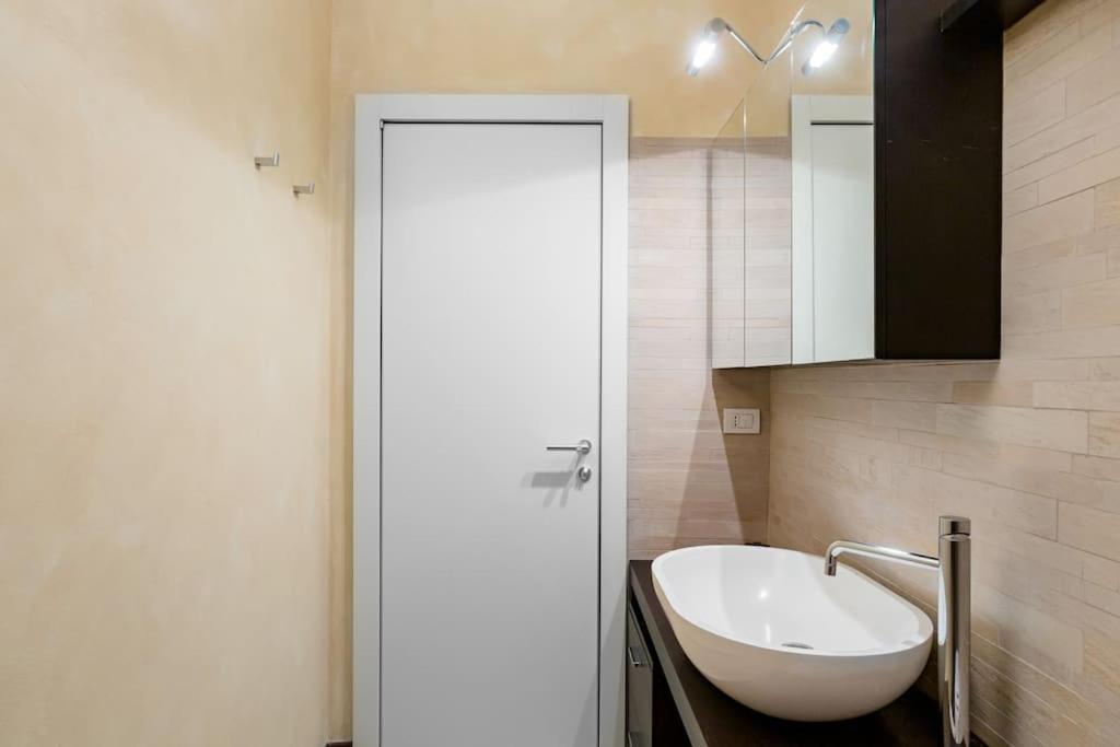 Elegant And Roomy Milano