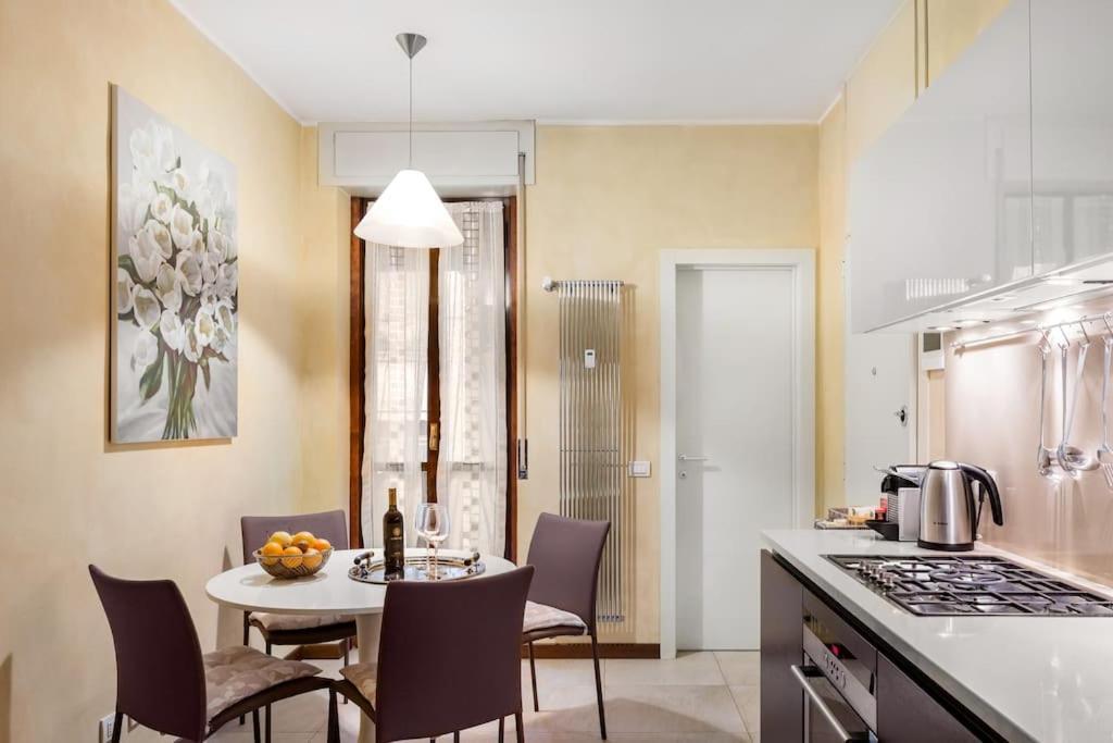 Appartamento Elegant And Roomy Milano