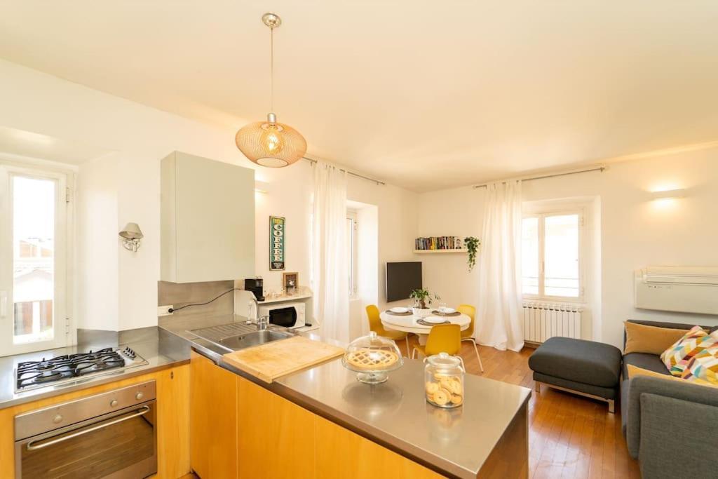 A 15 Min. Dal Duomo Apartment *