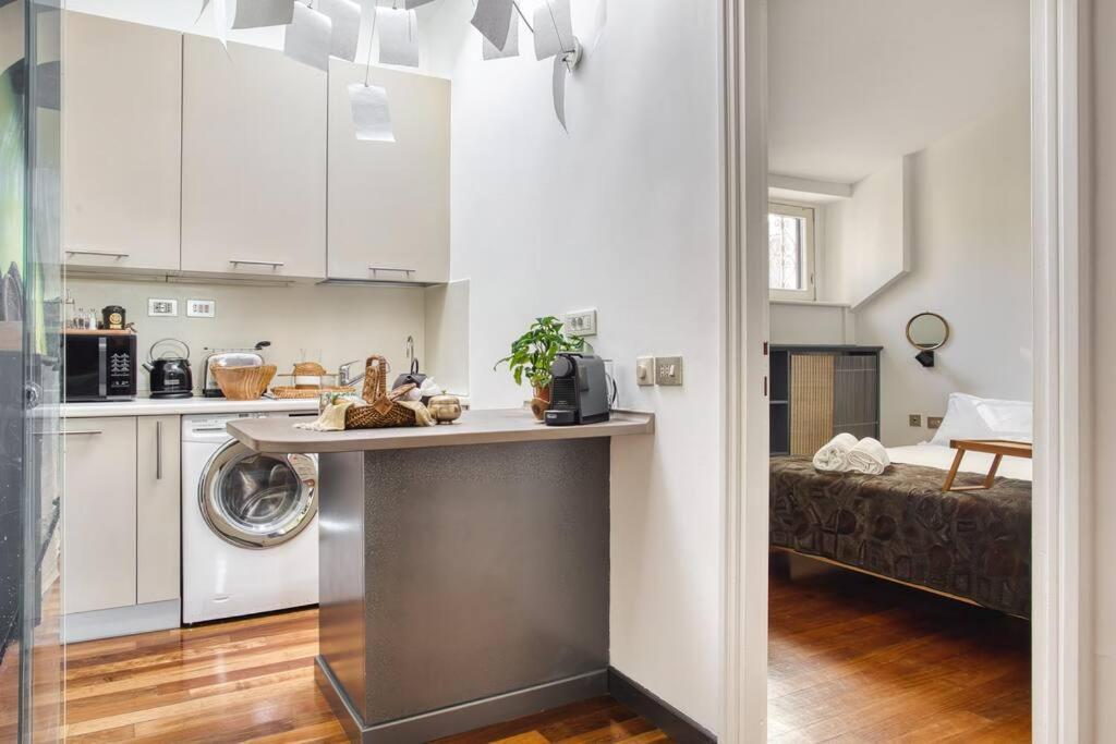 The Green Oriental; Gem In The Duomo City Center Apartment