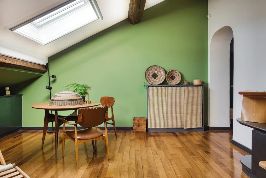 The Green Oriental; Gem In The Duomo City Center Milano