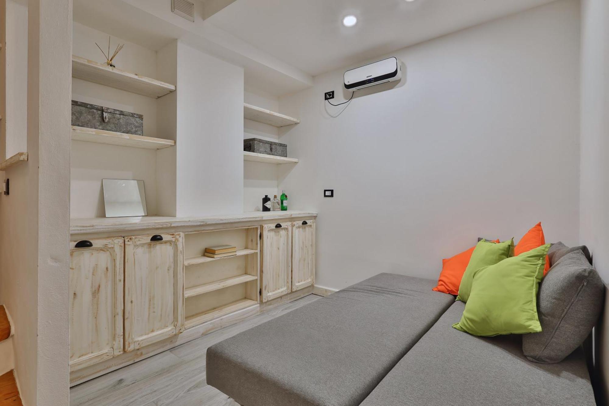 Leilighet Quiet House In Navigli Sleeps 4