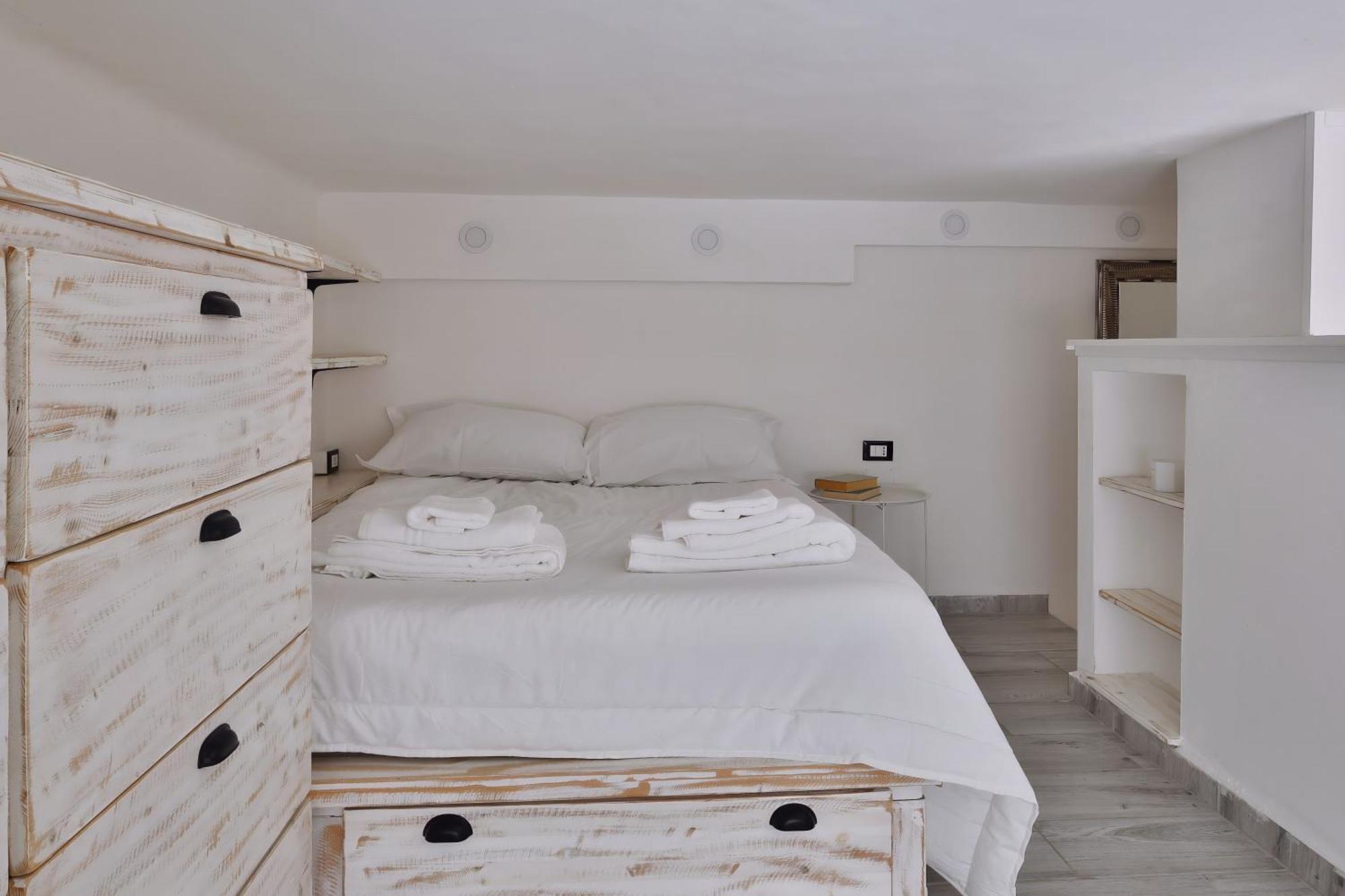 Quiet House In Navigli Sleeps 4 *