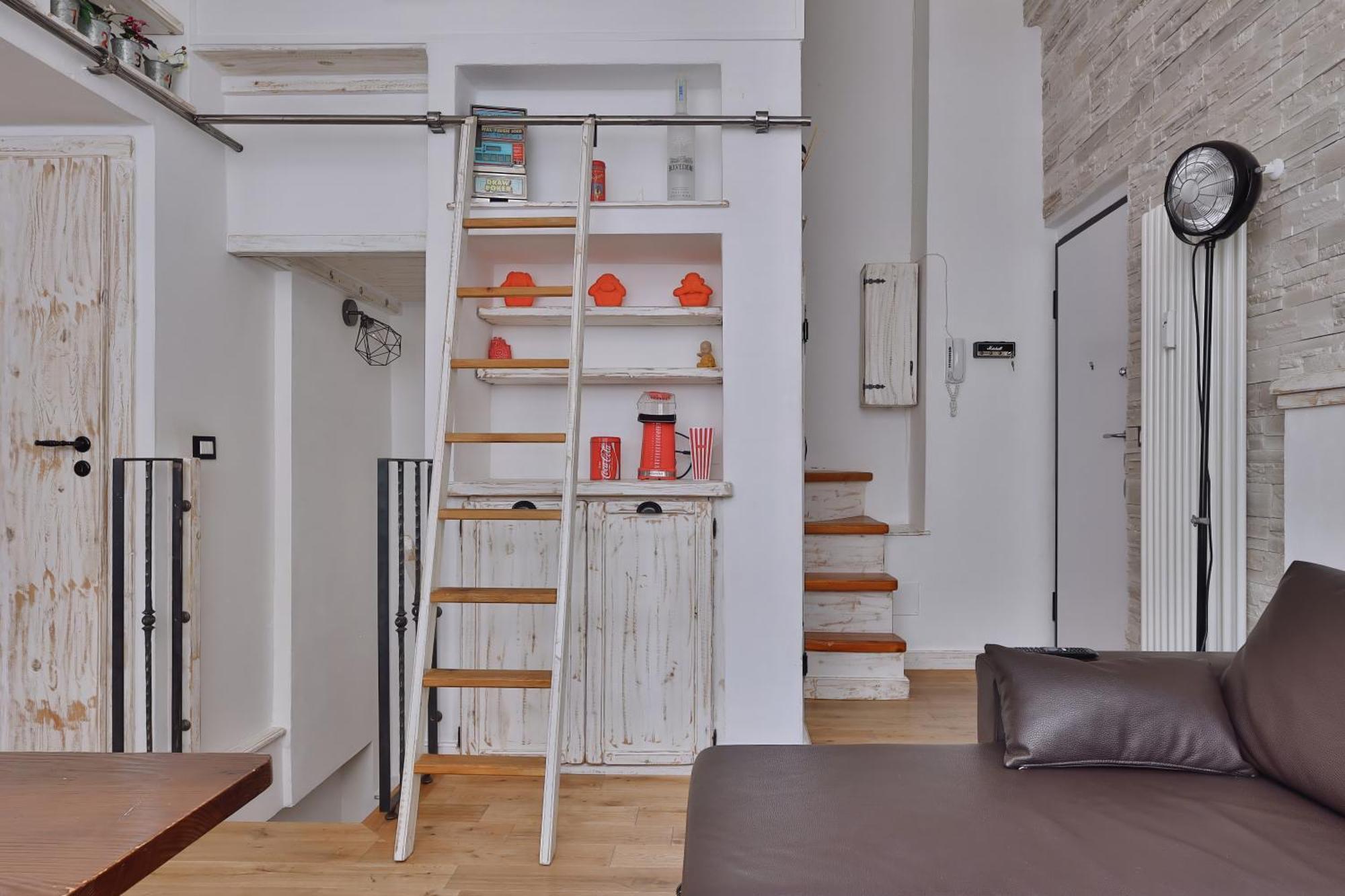 Quiet House In Navigli Sleeps 4 Milano