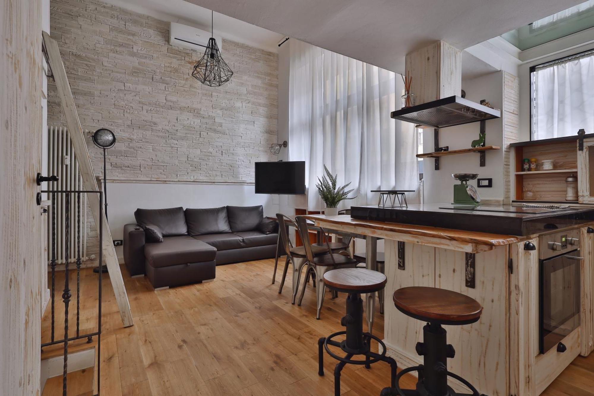 Quiet House In Navigli Sleeps 4