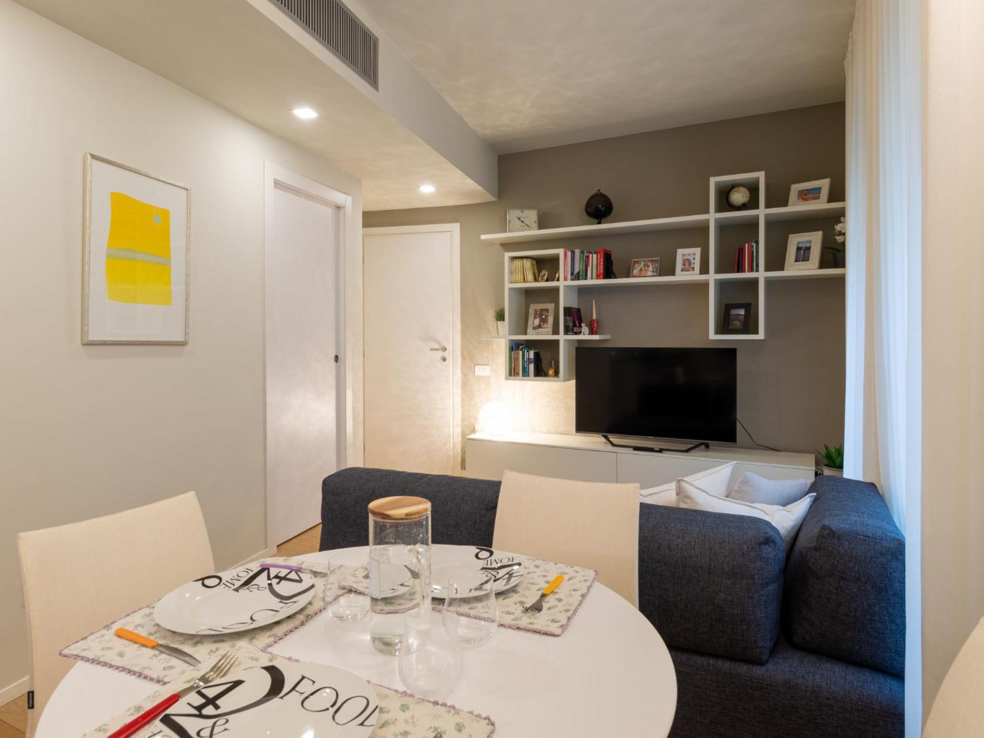 Alessandri By Interhome * Milano