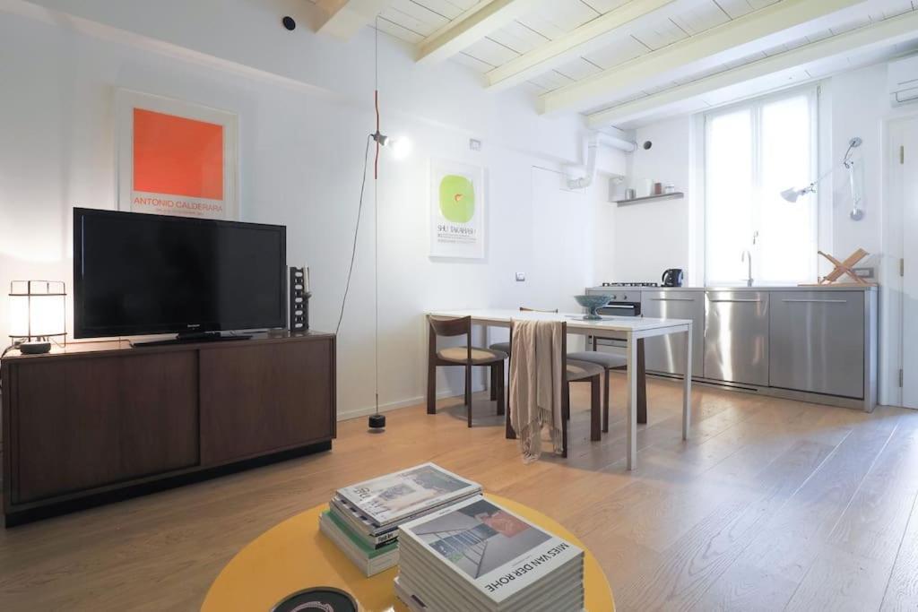 Apartment Contempora - Bilocale Ascanio Sforza 9