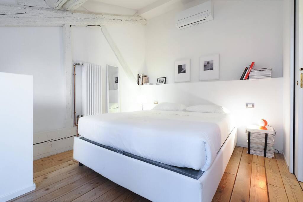 Contempora - Bilocale Ascanio Sforza 9 *