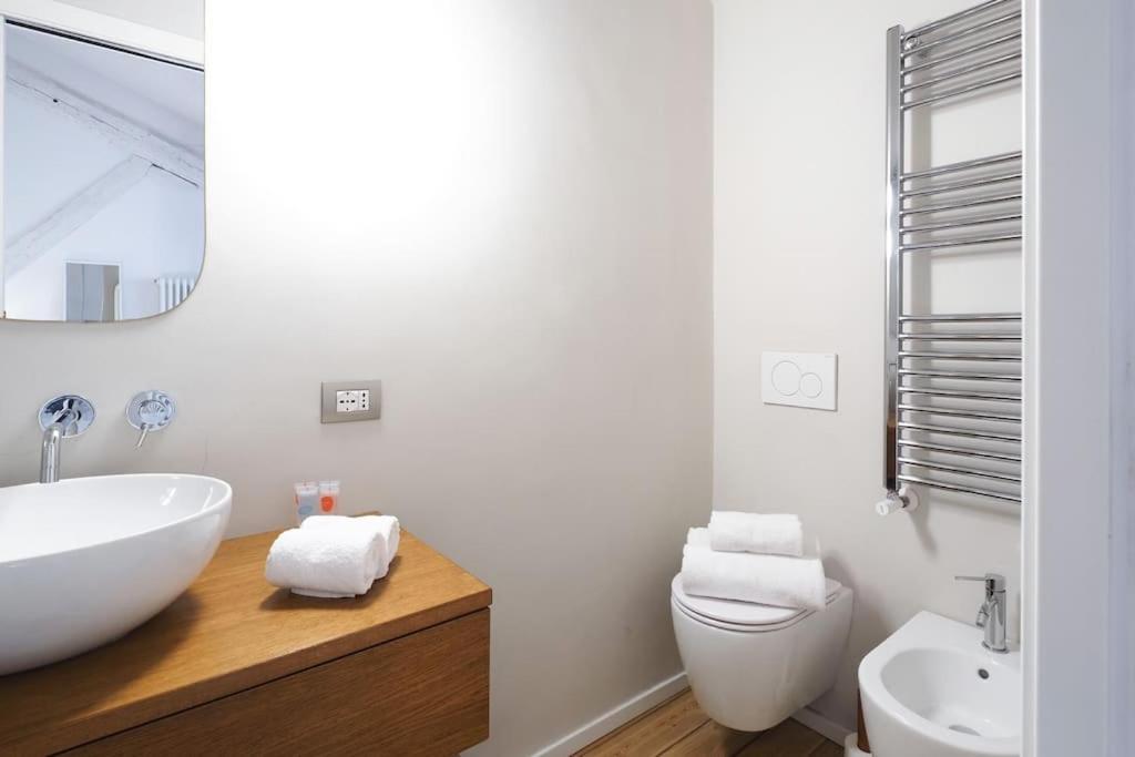 Contempora - Bilocale Ascanio Sforza 9 Apartment Milan