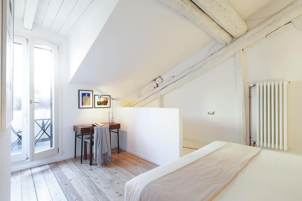 Contempora - Bilocale Ascanio Sforza 9 * Milan
