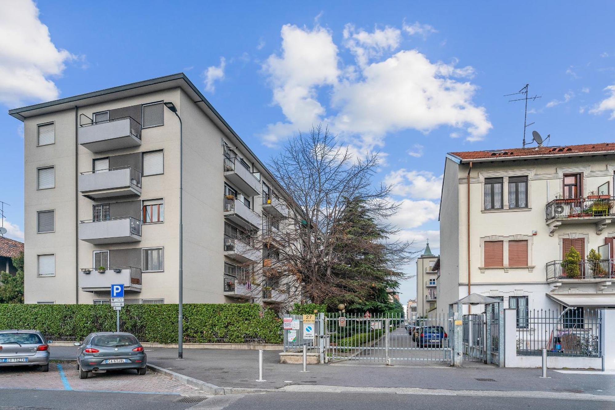 Appartement Rog27-large With Transport Close To Home- Milaan