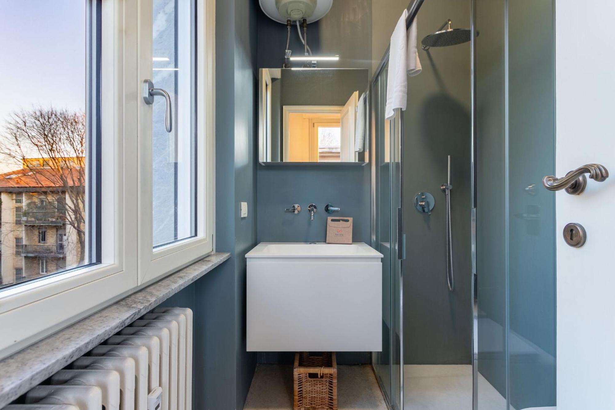 Appartamento Serra 2br With Terrace By Halldis Milano
