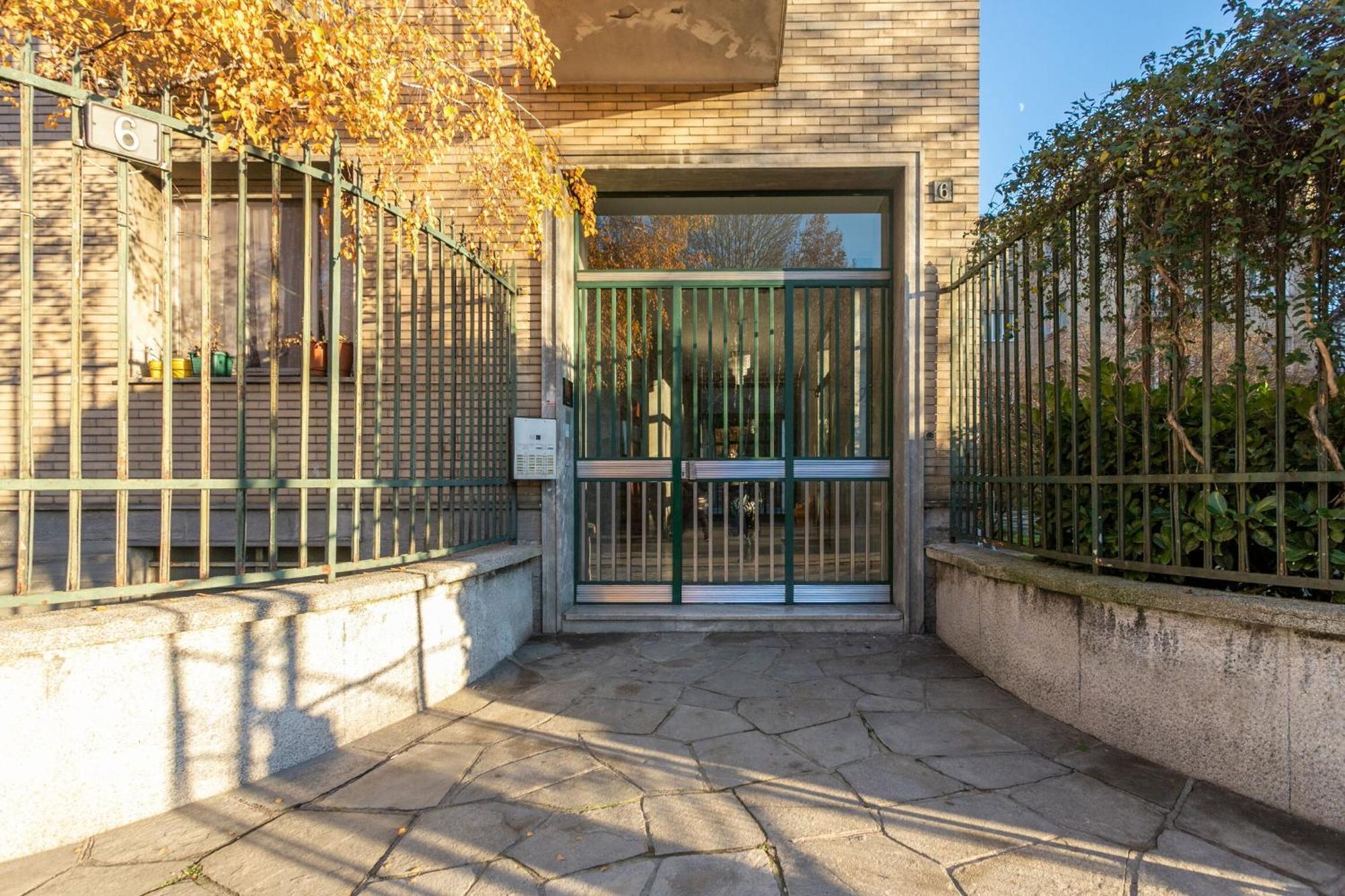 Serra 2br With Terrace By Halldis Milano