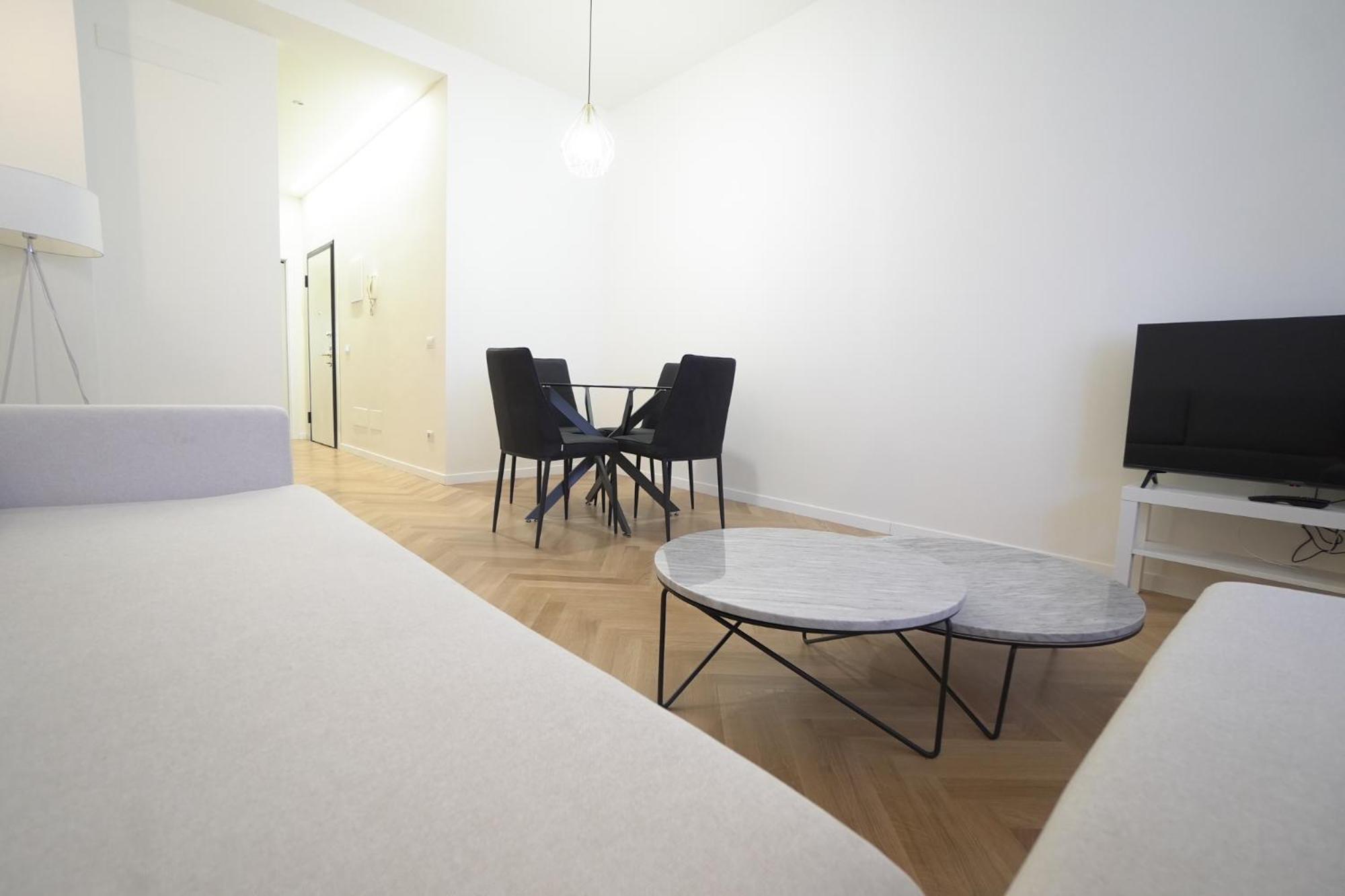 Brera Livings - Luxury Apartment, Full City Center Apartment *