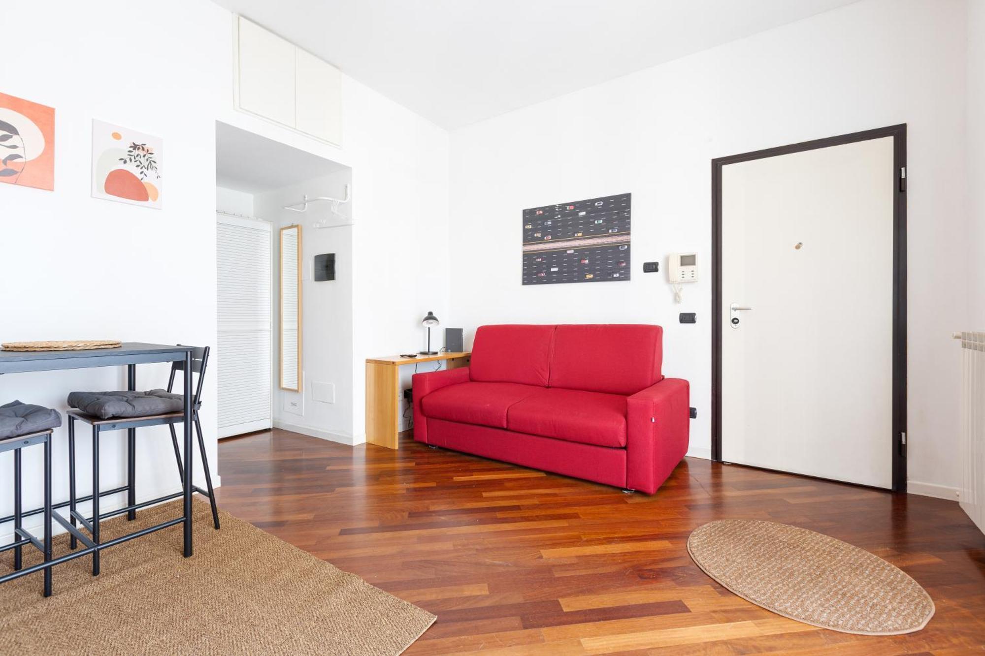 Comfy Only 900m From Affori Fn Station! Leilighet *
