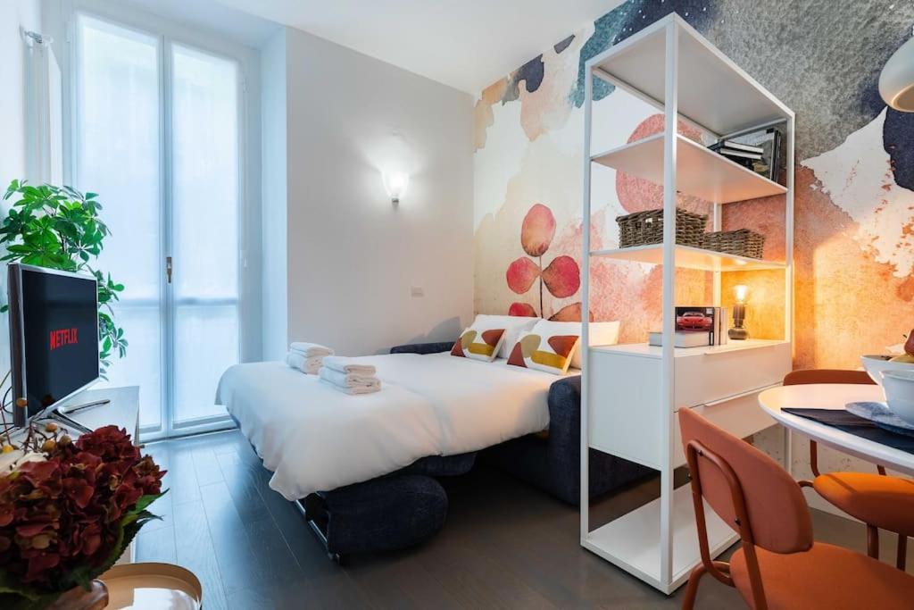 Central Station & Shuttle Airport Stop 2' Walk Leilighet