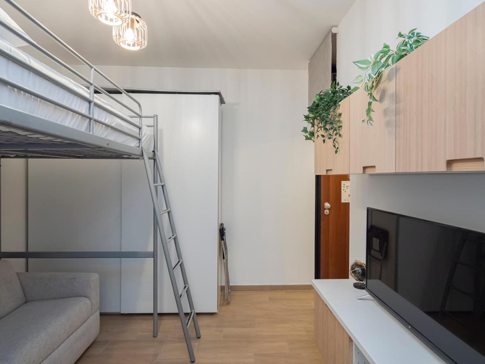 Ihost - Lucania 3 Milano