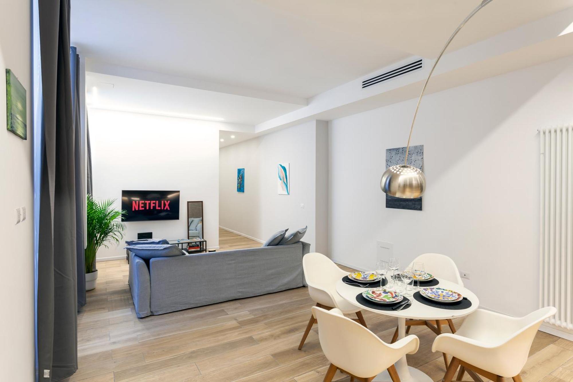 Apartment Duomo-centrale Luxury Open Space