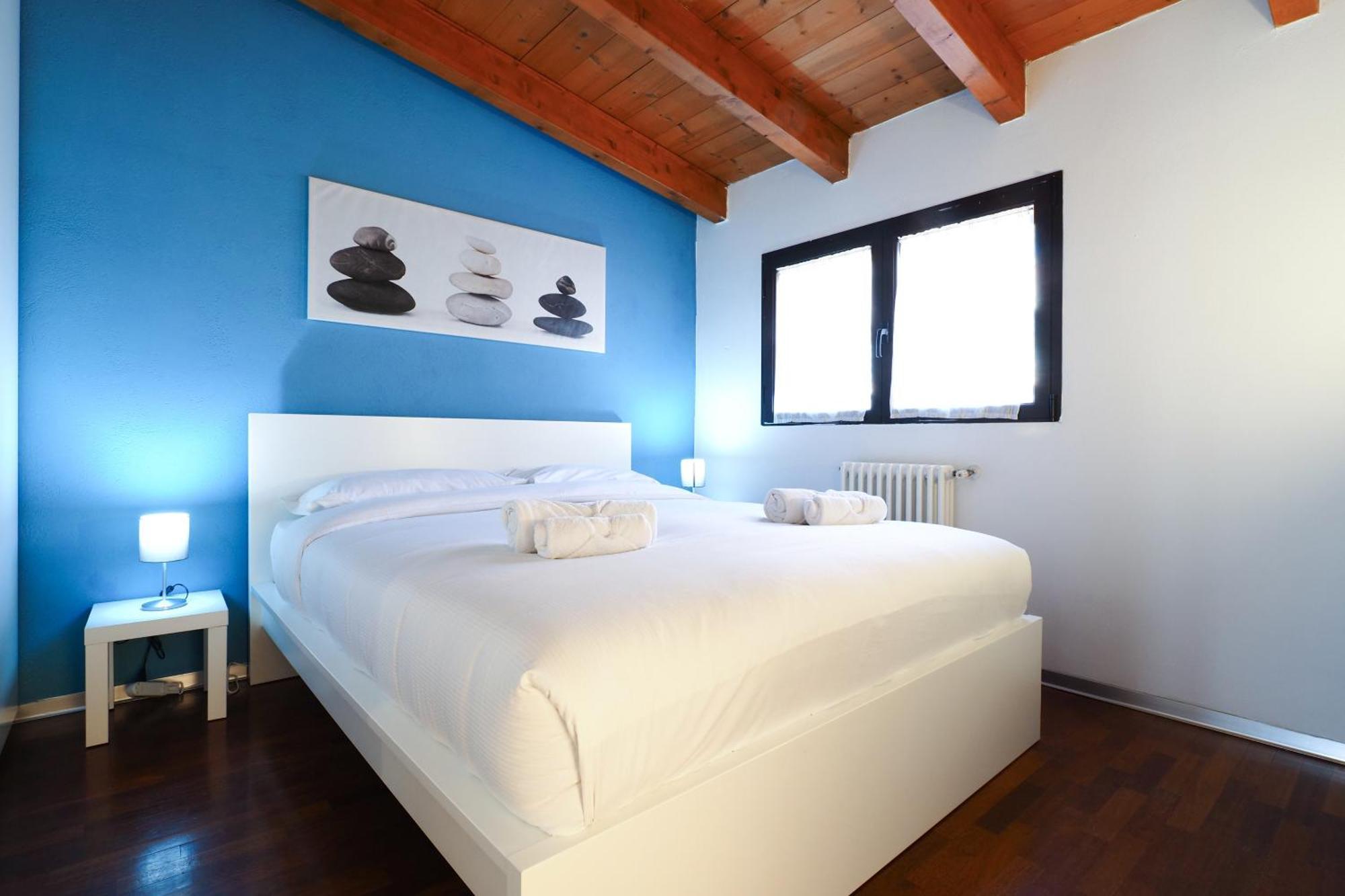 Primopiano - Comune Antico Apartment *