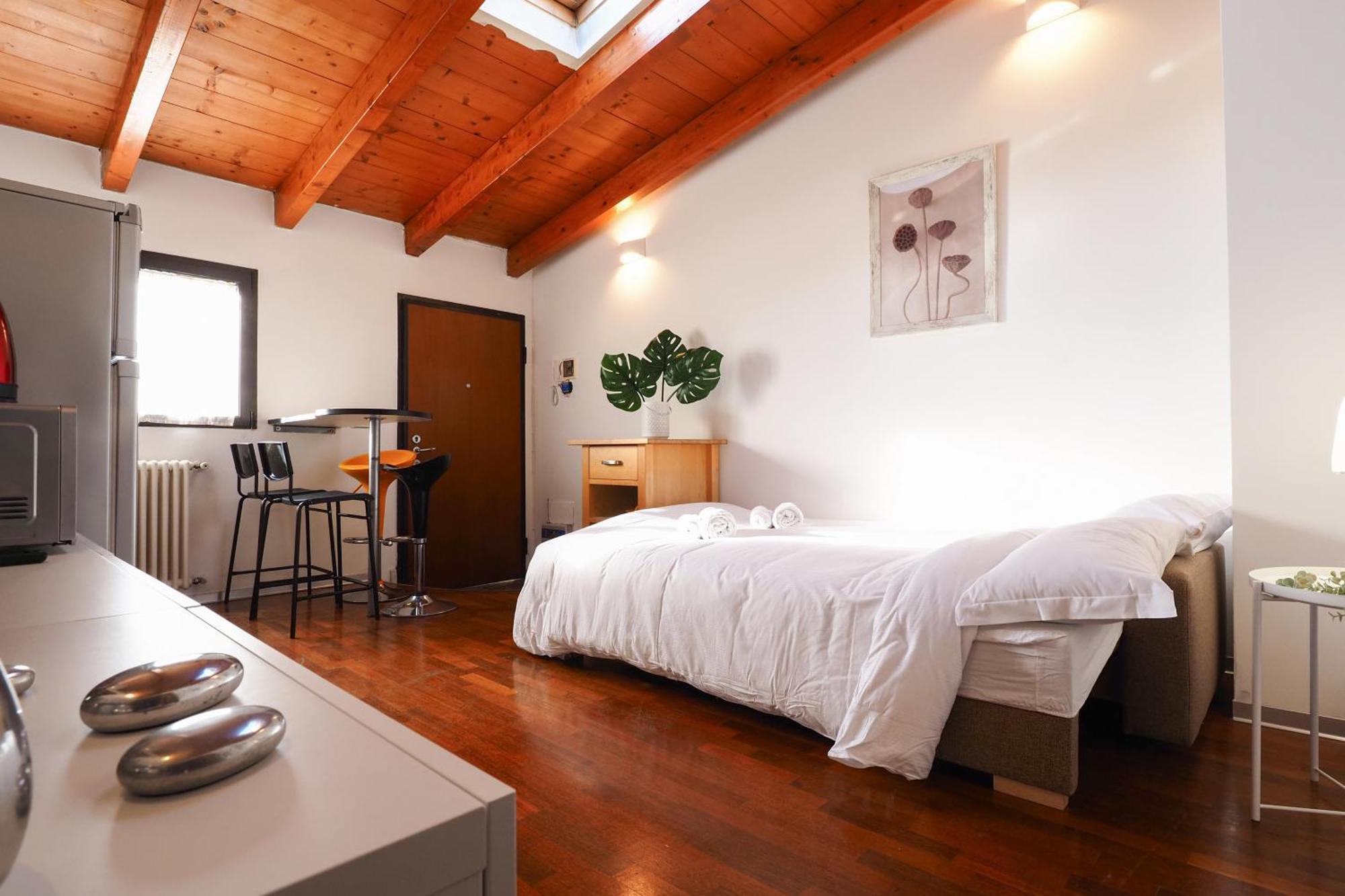 Apartment Primopiano - Comune Antico Mailand